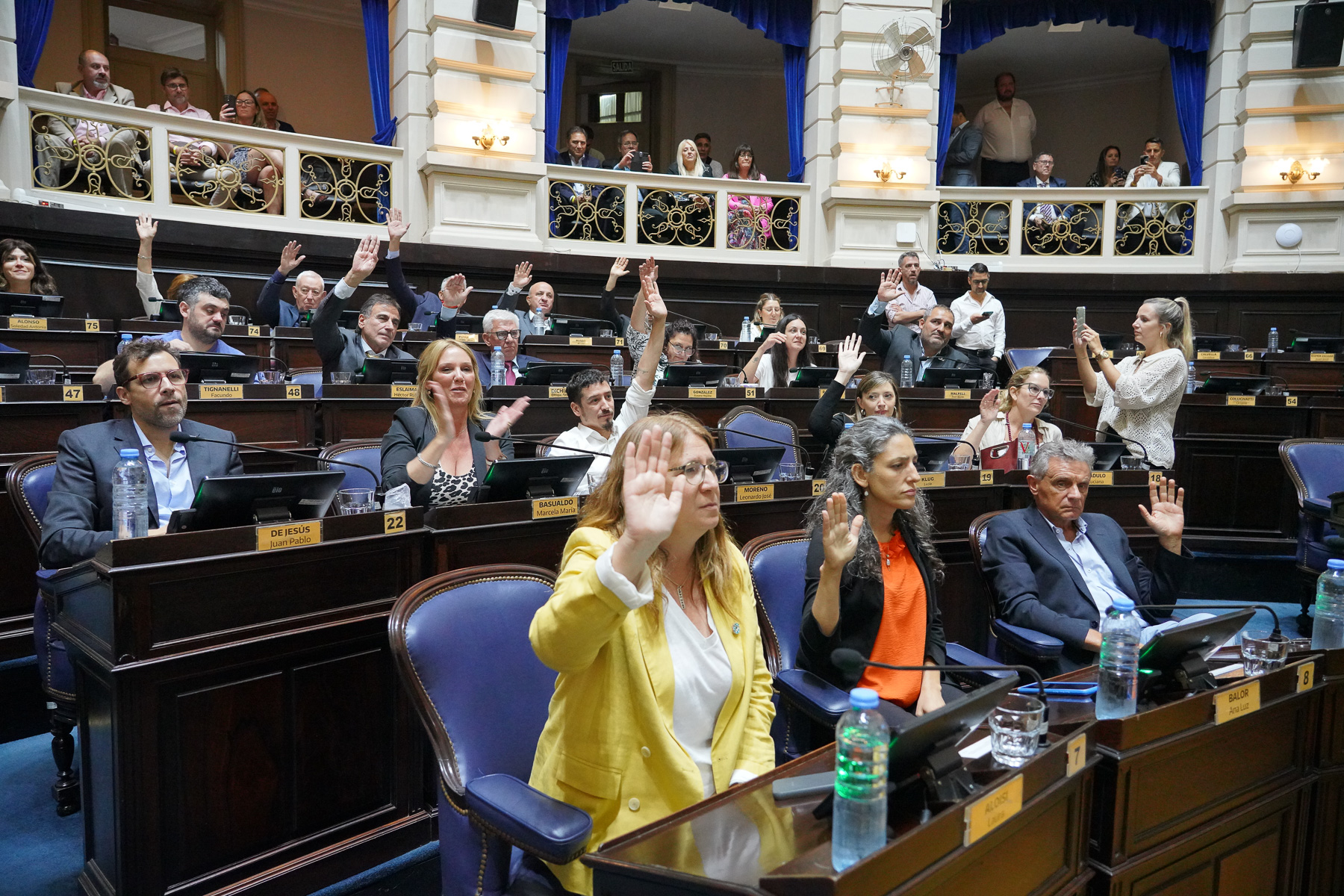 El deadline en Legislatura bonaerense es el viernes 27 de diciembre. Ambas Cámaras están convocadas a sesionar.
